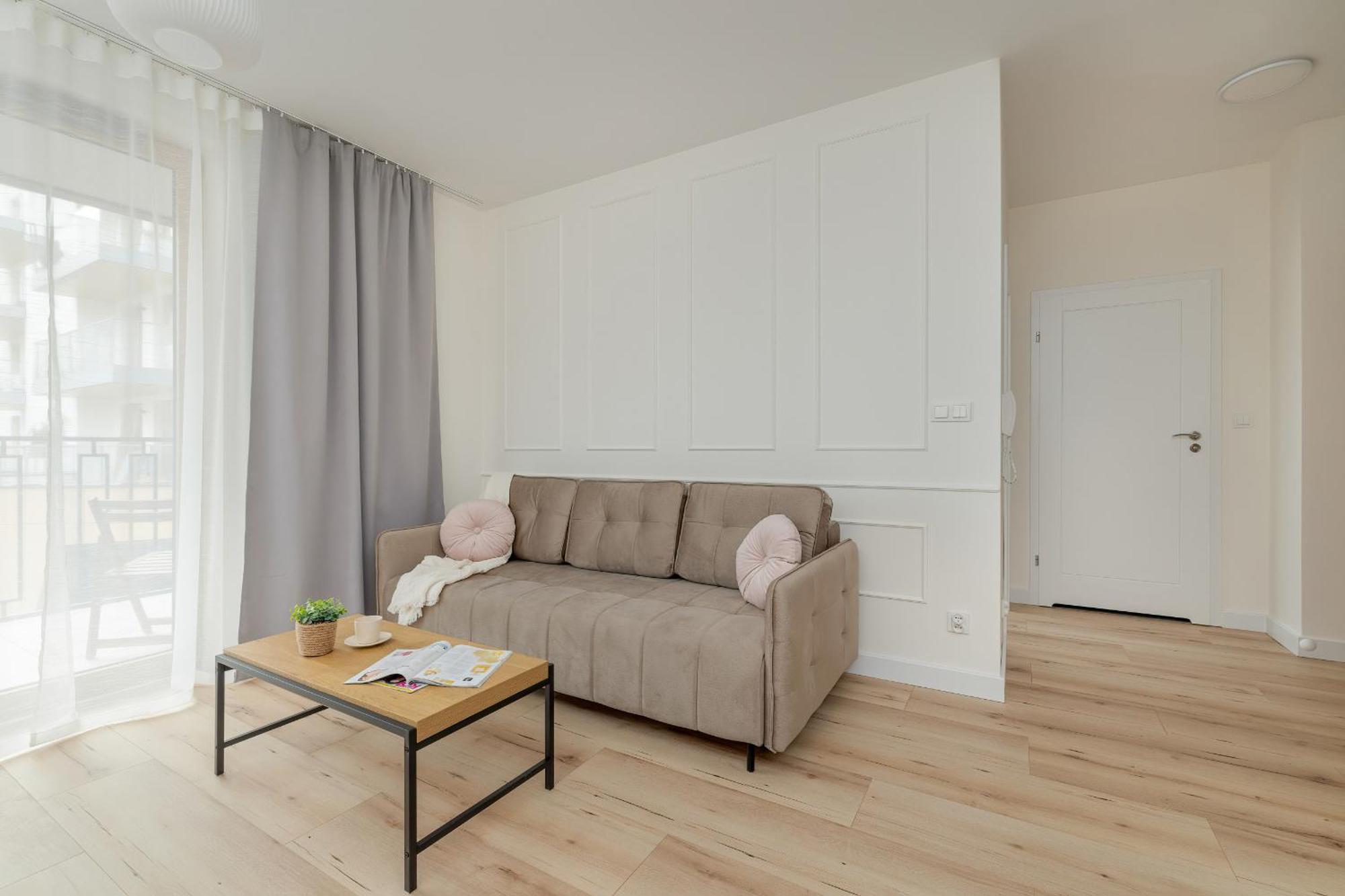 Cozy Apartment Orawska With Balcony By Noclegi Renters Cracovie Extérieur photo