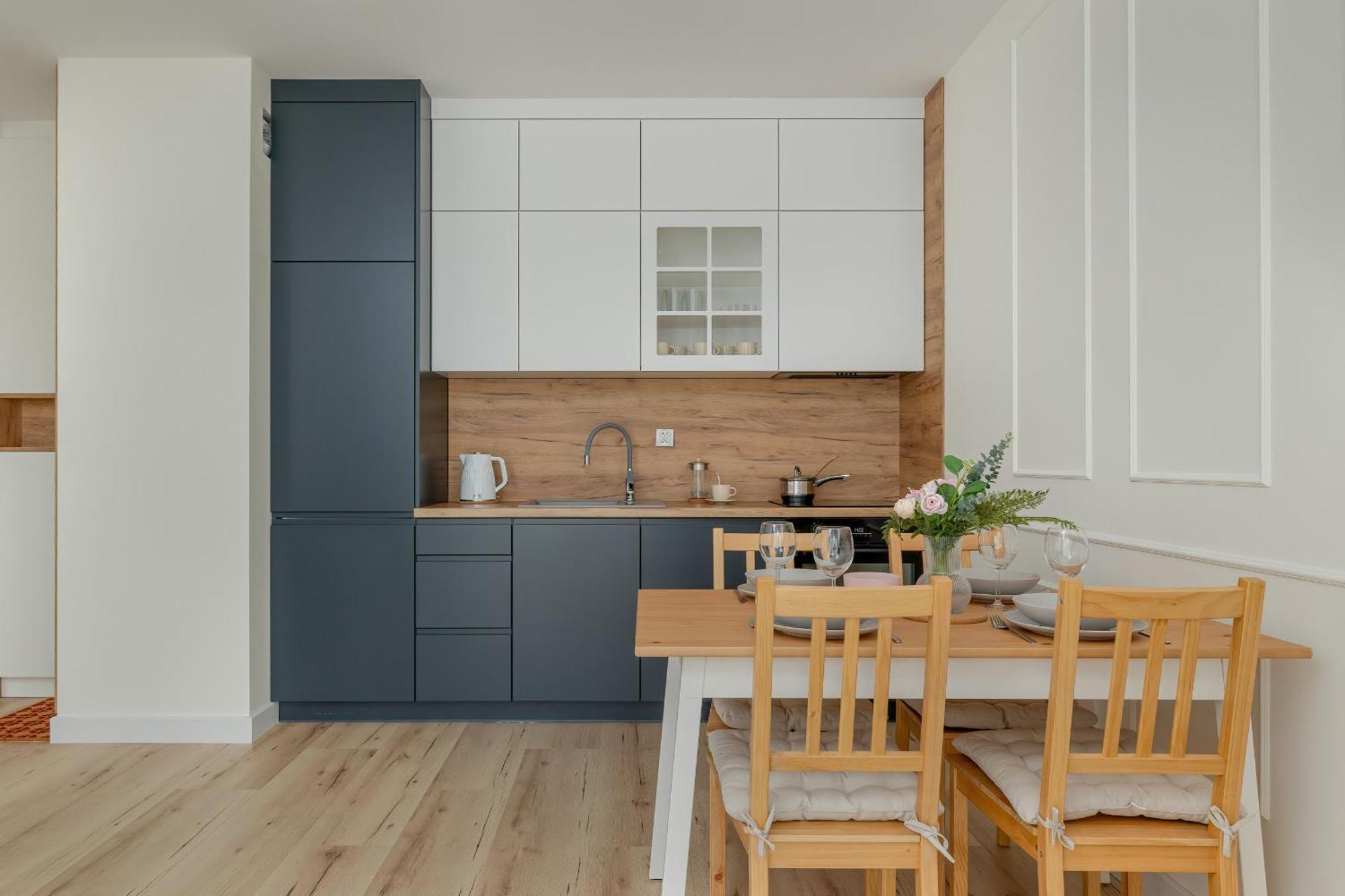Cozy Apartment Orawska With Balcony By Noclegi Renters Cracovie Extérieur photo
